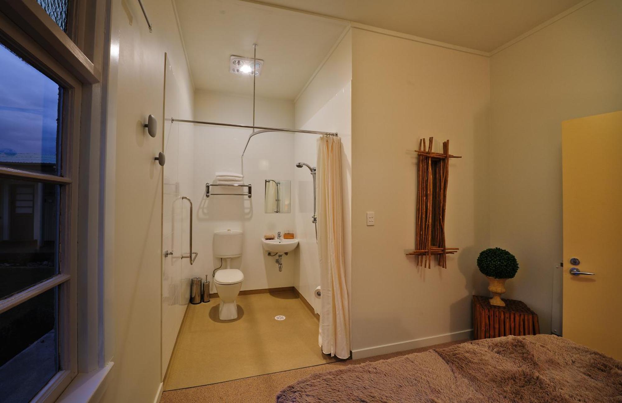 Blacks Hotel Ophir Экстерьер фото
